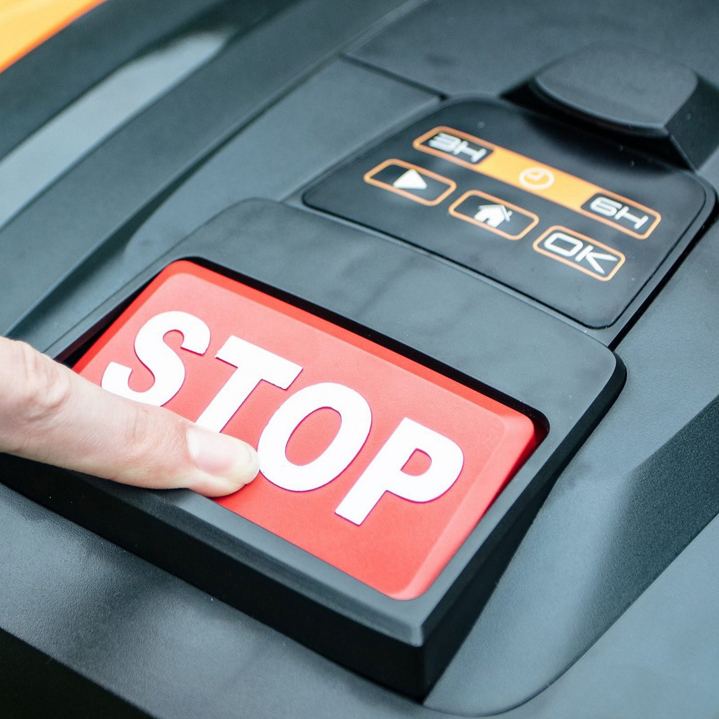 Yard Force EasyMow 260B Robotic Lawnmower