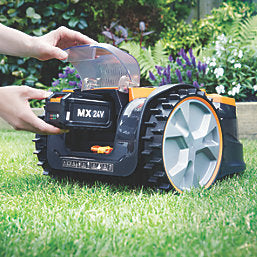 LawnMaster 24V 4.0Ah Lithium MX Brushless Cordless 16cm OcuMow 16 Drop & Mow Robotic Mower (243CU)